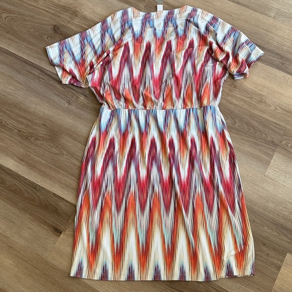 NWT Chicos Cameron Short Sleeve in Red Orange Diamond Size Large $109 Retail - Picture 6 of 11